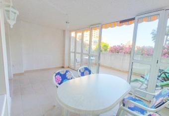 AyF ENORME TERRAZA FRENTE AL BALNEARIO MARINA DOR has Balcony rooms