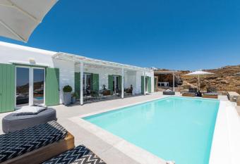 Dioni Villa Mykonos allows 18 year olds to book a room