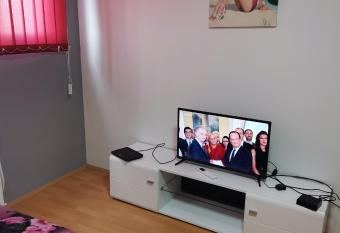 ViP PRENOCISTE 026 has rooms with a private hot tub