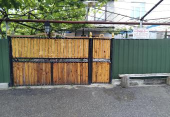 chelo has Balcony rooms