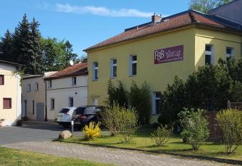 FEWO1-1 Zim Apart-4 Bett-K  che-Dusche WC-Parkplatz has Balcony rooms