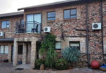 Tsessebe Guesthouse has Balcony rooms