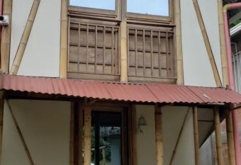 Caba  a los Naranjos con parqueo has Balcony rooms