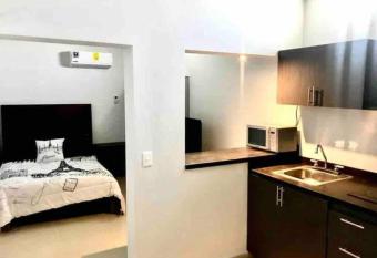 Departamento hermoso en guadalupe allows 18 year olds to book a room