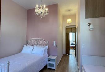 AF Guest House has Balcony rooms