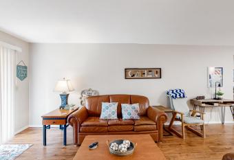 The Overlook has Balcony rooms