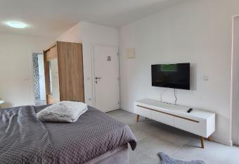 Apartmani Bugojno allows 18 year olds to book a room