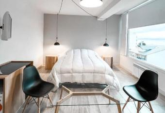 Hotel Patagonia Signature allows 18 year olds to book a room