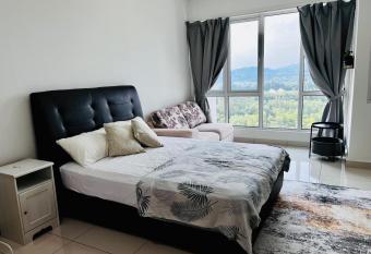 Studio 2 DeCentrum Wifi Netflix allows 18 year olds to book a room