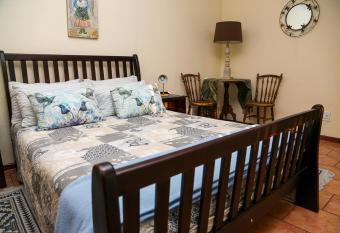 Mountain Tranquility has Balcony rooms