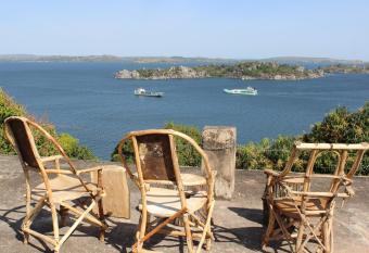 Cleopatra Backpackers Hostel allows 18 year olds to book a room