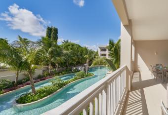 Ki Residences by 2FUTURES HOLIDAYS has Balcony rooms