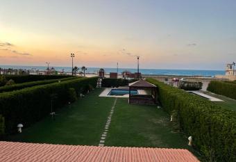                                             3                             has Balcony rooms