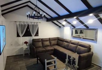 Villa Forko has Balcony rooms