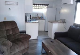 Little peace of heaven allows 18 year olds to book a room