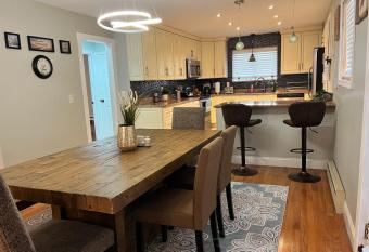 5 Bedrooms 3 Full bath duplex in a gated community has Balcony rooms