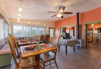 Saratoga Farmstead B&B allows 18 year olds to book a room