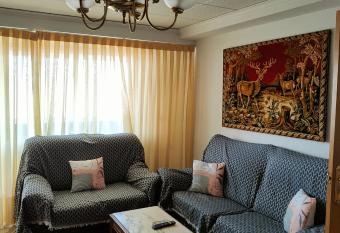 Sue  os de playa 2 has Balcony rooms