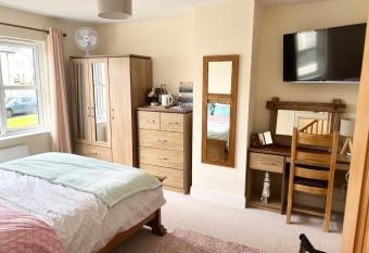 New Room @ Sean and Janes has Balcony rooms