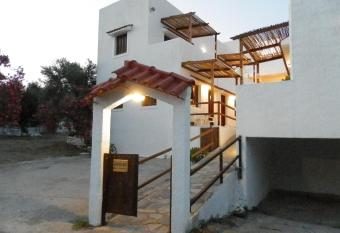 Aeolos Hotel Apartments has Balcony rooms