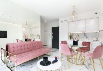 Apartamenty HashtagWilda_Apartament Z  oty has Balcony rooms