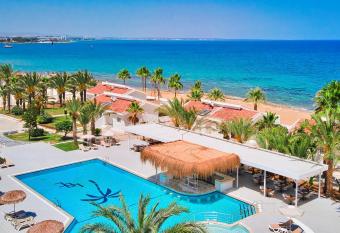 Long Beach Villas allows 18 year olds to book a room