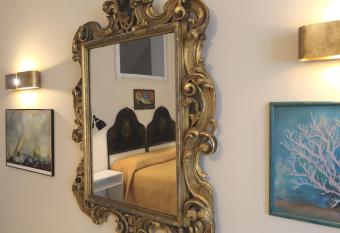 La Dimora di Rosa allows 18 year olds to book a room