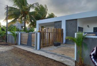 Perle de Riambel has Balcony rooms