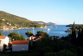 Apartmani ljuta naran  a has Balcony rooms