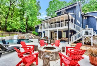 Starry Skies, WARM Camp Fires, Melting marshmallows, Calm waterfall, Pool views has Balcony rooms