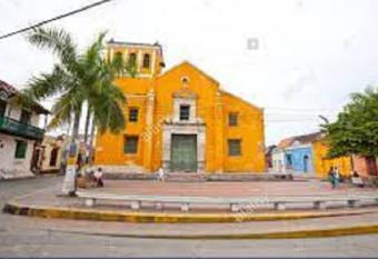 3CL3-J APARTAMENTO DE 3 ALCOBAS EN GETSEMANI EN CARTAGENA CON AIRE ACONDICIONADO Y WIFi allows 18 year olds to book a room