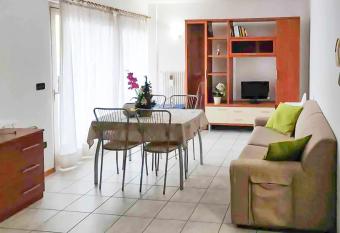 Comodo appartamento [Trento centro] Il Duomo Bianco has Balcony rooms