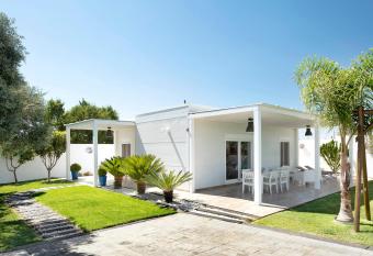 La Casita de la Florida has Balcony rooms
