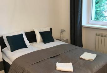 Apartamenty MURAL has Balcony rooms