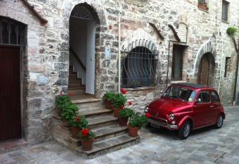 Monte Cavallo allows 18 year olds to book a room