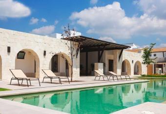 ANTEA Casa NUEVA, Alberca y otras amenidades. has Balcony rooms