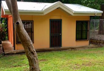 Casita El Sonido de las Aves allows 18 year olds to book a room