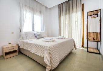 MaK Hotels has Balcony rooms