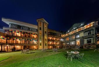 Hotel Elites has Balcony rooms