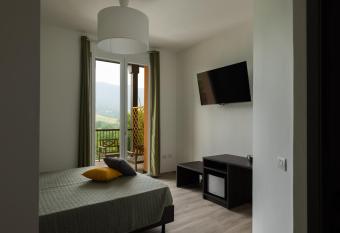 Salsomaggiore Golf Guest House has Balcony rooms