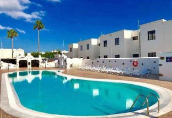 Blue Ocean has Balcony rooms