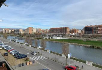 Acojedor Duplex en Balaguer has Balcony rooms