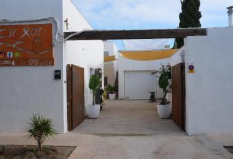 Cal Xot has Balcony rooms