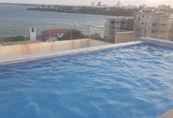 Seaview Lux Furnished Apartment Nyali allows 18 year olds to book a room