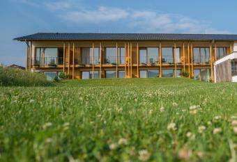 Hotel Die Alm has Balcony rooms