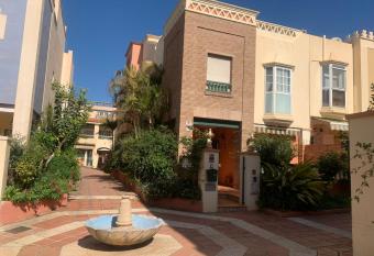 Nerjamedina has Balcony rooms