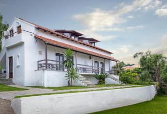 Ionian Suites allows 18 year olds to book a room