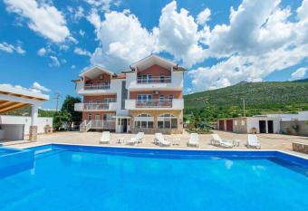 Villa ATL largest private pool in Bosnia allows 18 year olds to book a room