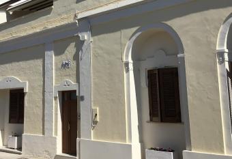 Lu Caleddhu allows 18 year olds to book a room