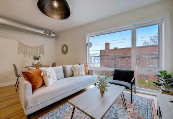 FRONTDESK 548 W State St Apts Arts Dist Columbus allows 18 year olds to book a room